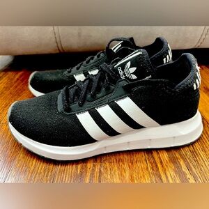 B&W Adidas Women’s Sneakers Size 9.5